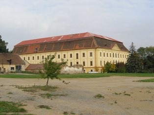 před obnovou