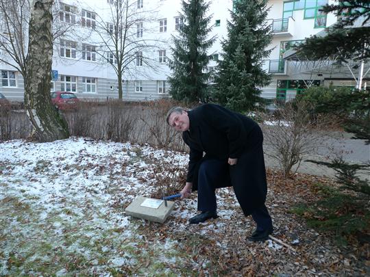 Jiří Běhounek, hejtman Kraje Vysočina při položení základního kamene budovy EMERGENCY v Havlíčkově Brodě