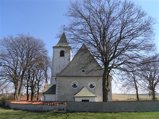 Oprava kostela v Křeči