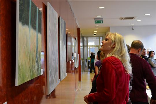 Výstava obrazů z Mezinárodního malířského sympozia v Jihlavě