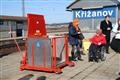 Nová zvedací plošina má v železniční stanici Křižanov už své místo.