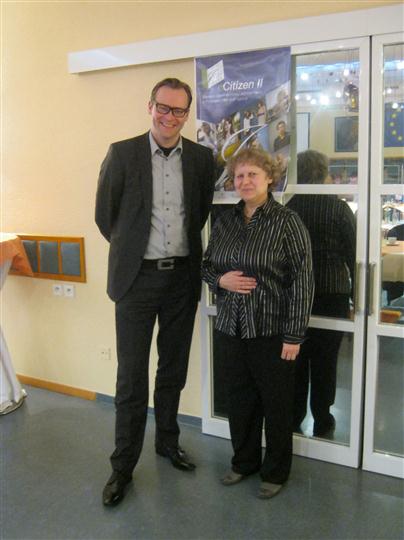 Irina Zálišová (project manager) a Esa Kokkonen (ředitel The Baltic Institute of Finland)