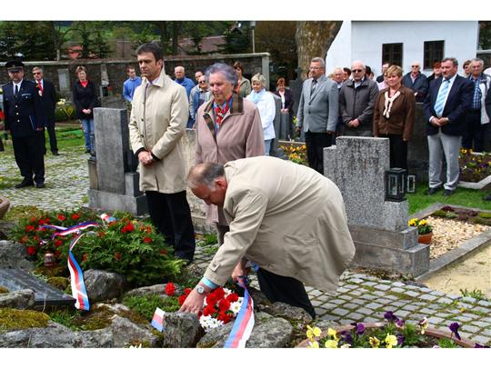 Uctění 65.výročí osvobození Československa na Fryšavě