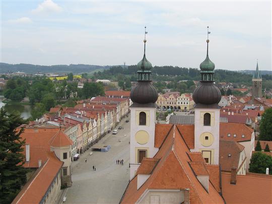 Pohled na náměstí z věže kostela sv. Jakuba