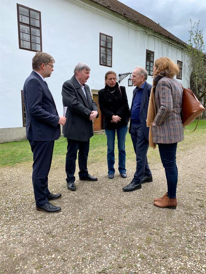 Petrkovský zámek ožívá, je z něj nové česko-francouzské kulturní centrum
