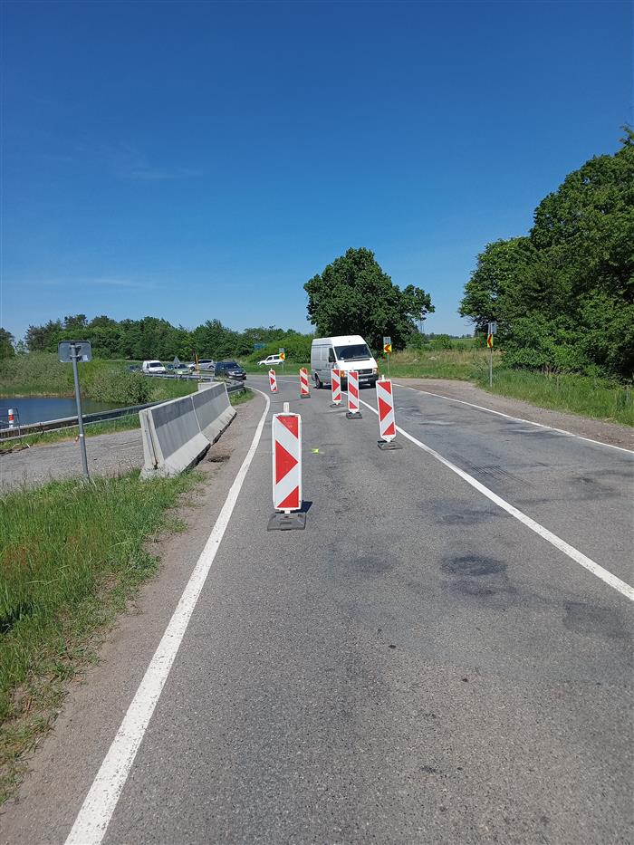 Propad krajnice na silnici II/360 v úseku Trnava - Rudíkov