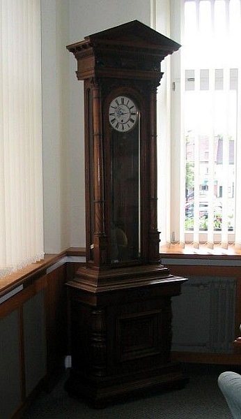 Chotěboř / restaurování historických hodin