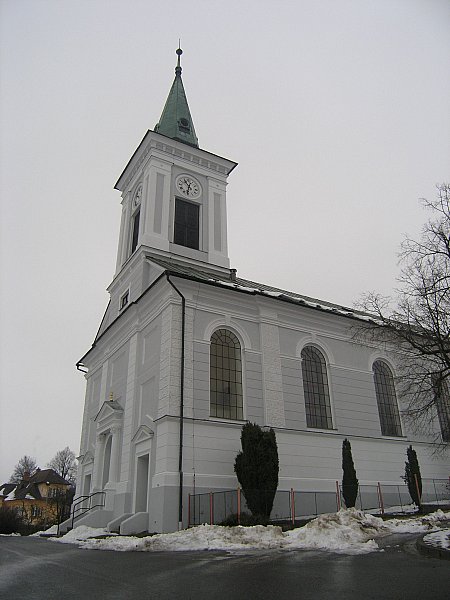 Rovečné / obnova fasády evangelického kostela