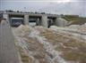 Hladina vodních toků na Vysočině stoupá. Ohrožen je most v Ronově nad Sázavou